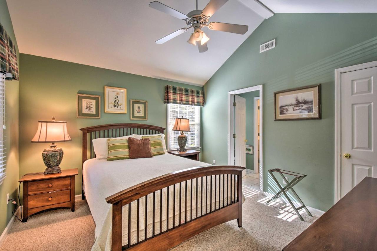 Lake Keowee Escape With Dock, Deck And Lake Access! Six Mile Экстерьер фото